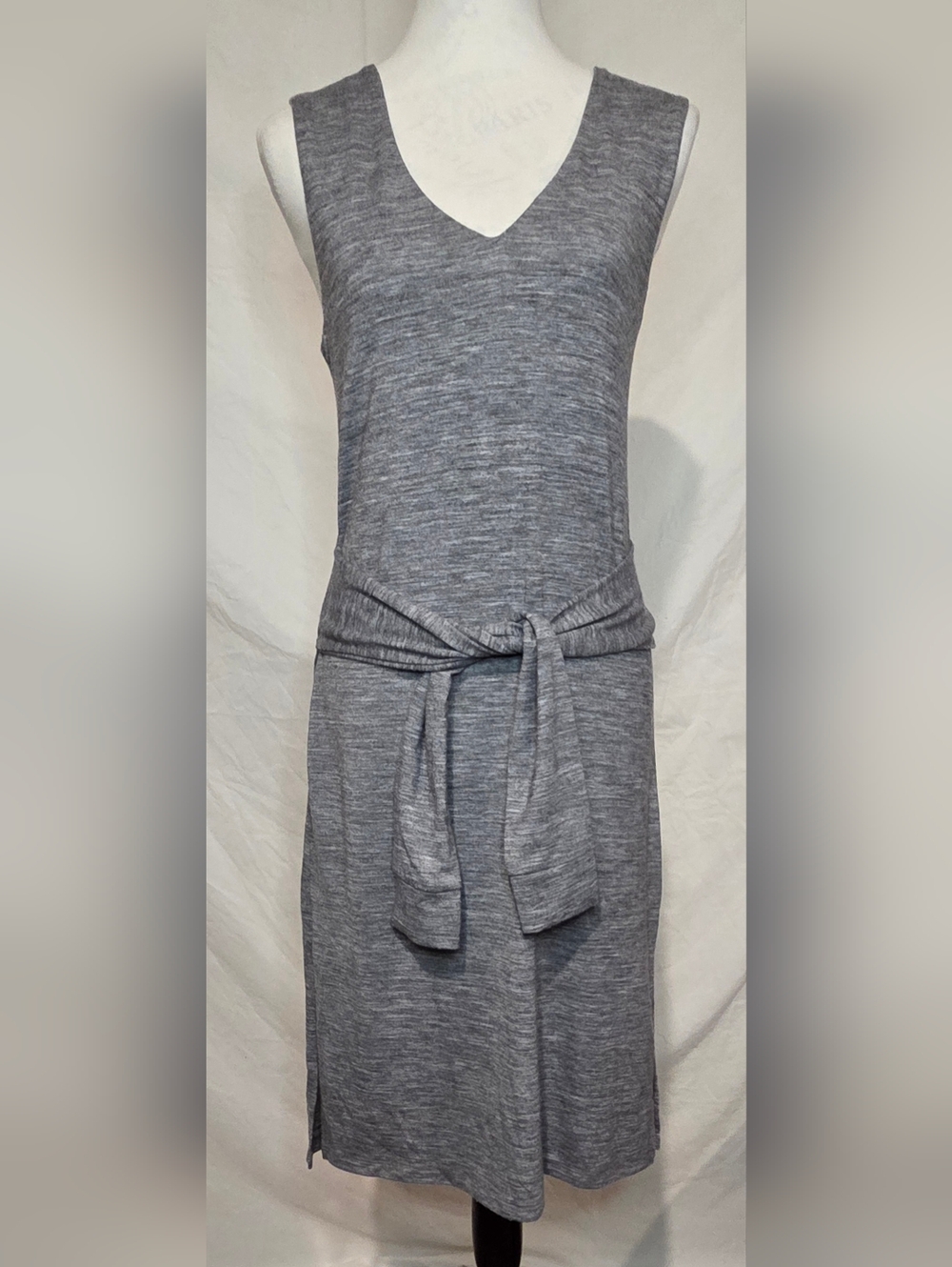 Forever 21 Gray V-Neck Tie-Waist Midi Dress
